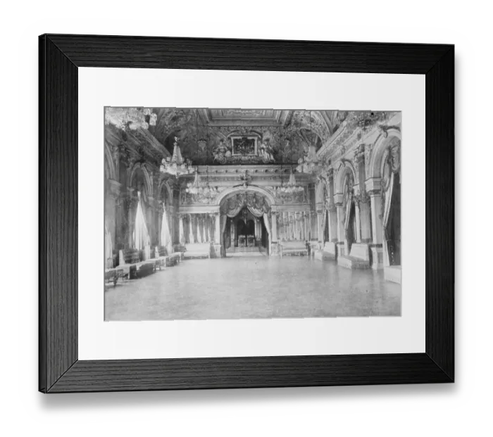 Framed Print : The royal palace, Bucharest was destroyed by fire. 8 December 1926