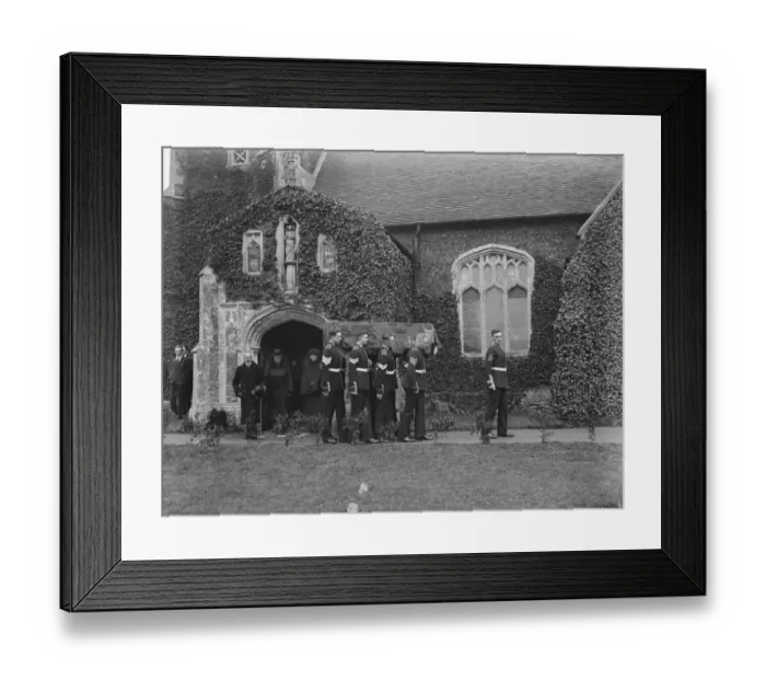 Framed Print : Queen Alexandras funeral at Sandringham. The King and Queen and Princess Victoria Framed Print : Queen Alexandras funeral at Sandringham. The King and Queen and Princess Victoria