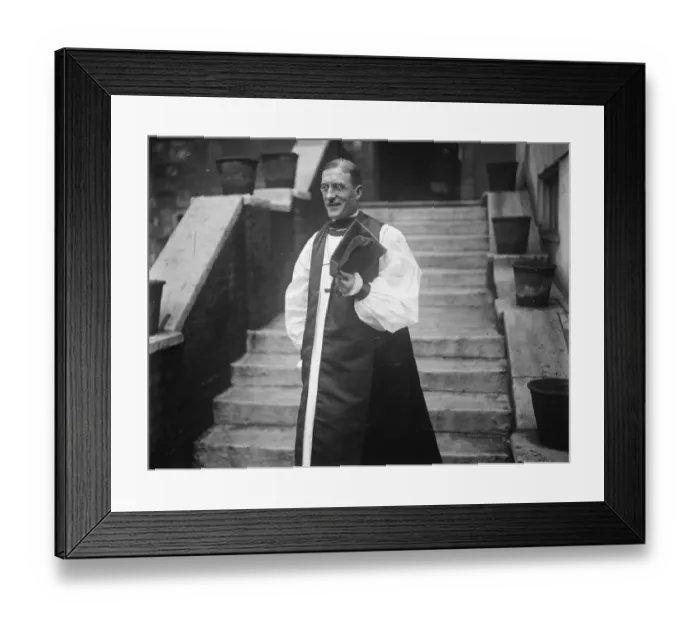 Framed Print : Archdeacon Blagden, who was consecrated Bishop of Peterborough at Westminster Abbey Framed Print : Archdeacon Blagden, who was consecrated Bishop of Peterborough at Westminster Abbey
