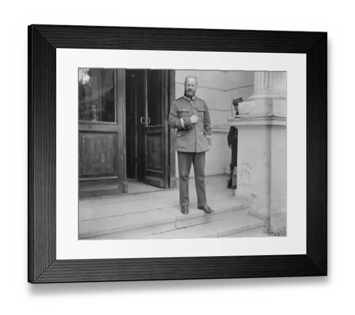 Framed Print : General Zeligowski. Supreme head of Vilna and district. Commander in Chief of Polish forces Framed Print : General Zeligowski. Supreme head of Vilna and district. Commander in Chief of Polish forces