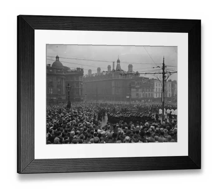 Framed Print : Armistice Day at Bristol. 11 November 1928 Framed Print : Armistice Day at Bristol. 11 November 1928
