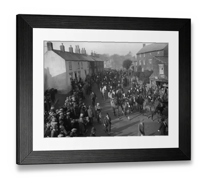 Framed Print : Duke of York attends. Opening Meet of the Pytchley at Brixworth. 5 November 1928
