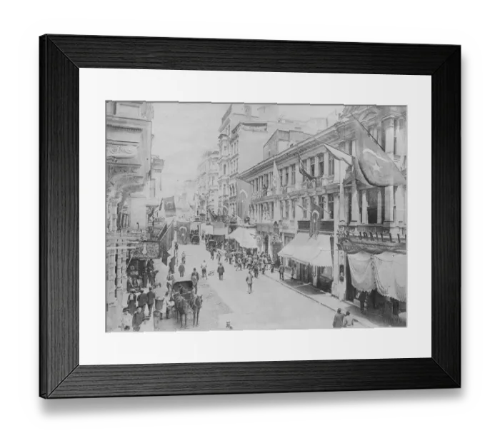 Framed Print : Constantinople in Turkey The Grand Rue de Pera 12 September 1922 Framed Print : Constantinople in Turkey The Grand Rue de Pera 12 September 1922