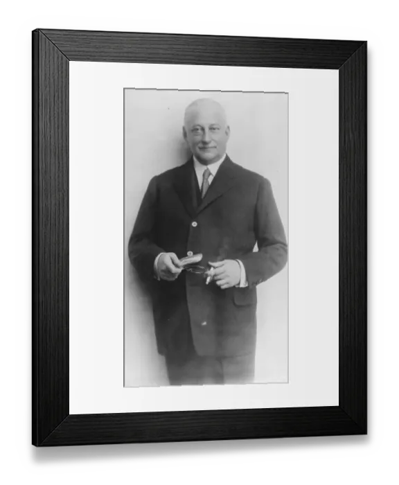 Framed Print : A striking new picture of General. Primo de Rivera. 25 January 1927