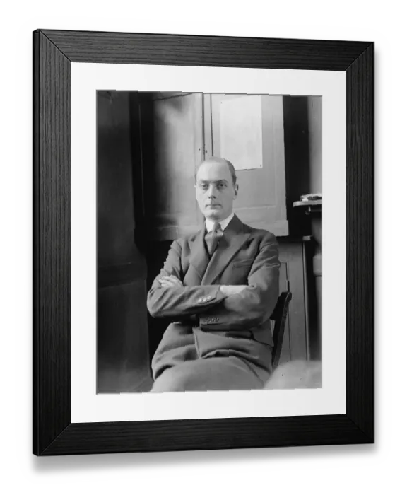 Framed Print : Mr Edgar Middleton, the Liberal candidate for East Islington. 30 March 1929 Framed Print : Mr Edgar Middleton, the Liberal candidate for East Islington. 30 March 1929