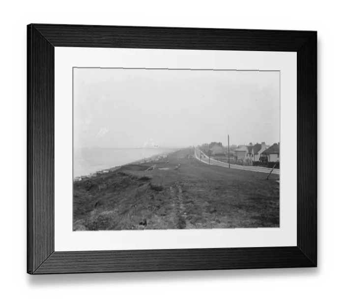 Framed Print : Tankerton beach, Kent 1925