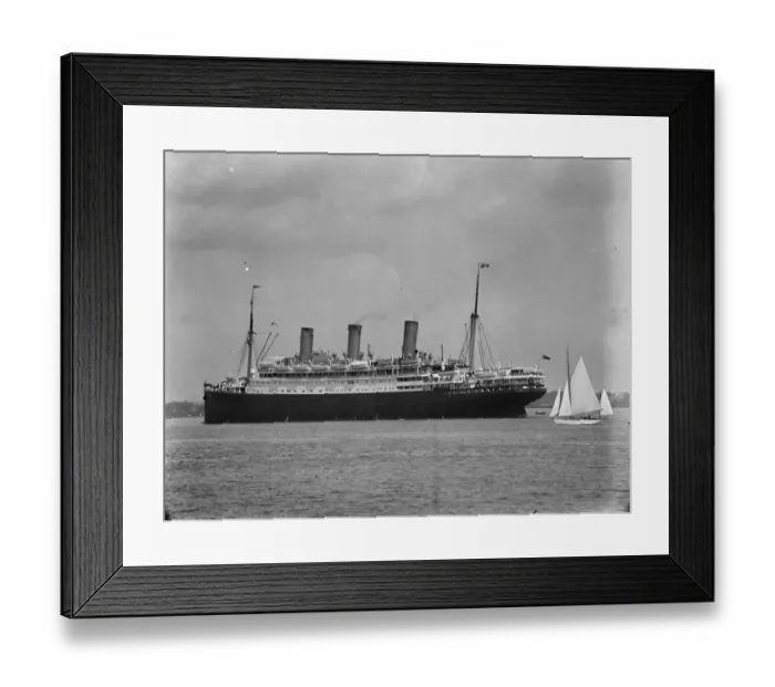 Framed Print : RMS Empress of Australia in Southampton water. 1929 Framed Print : RMS Empress of Australia in Southampton water. 1929