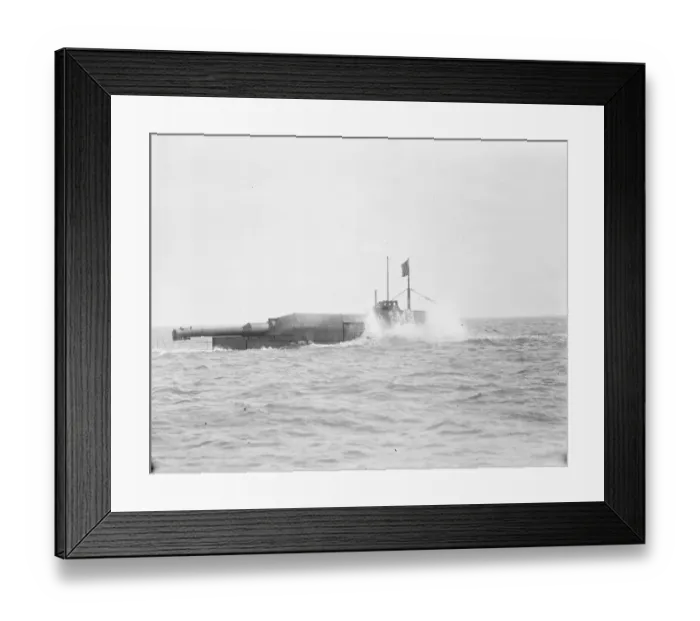 Framed Print : HMS Submarine No 3 diving 30 March 1920 Framed Print : HMS Submarine No 3 diving 30 March 1920
