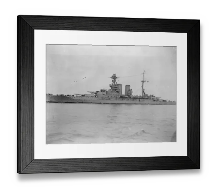 Framed Print : The fleet arrives at Southend HMS Barham a Queen Elizabeth-class battleship 18 Framed Print : The fleet arrives at Southend HMS Barham a Queen Elizabeth-class battleship 18