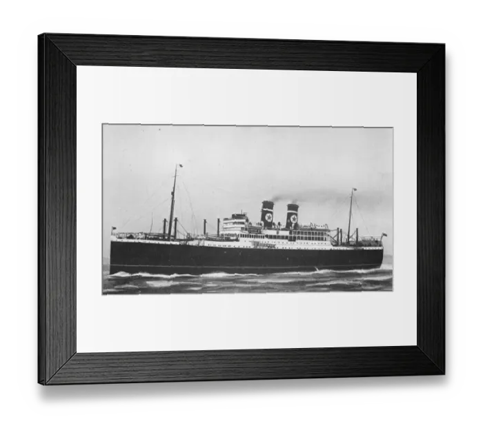 Framed Print : TSS Avelona, Blue Star Line. 23 December 1927 Framed Print : TSS Avelona, Blue Star Line. 23 December 1927