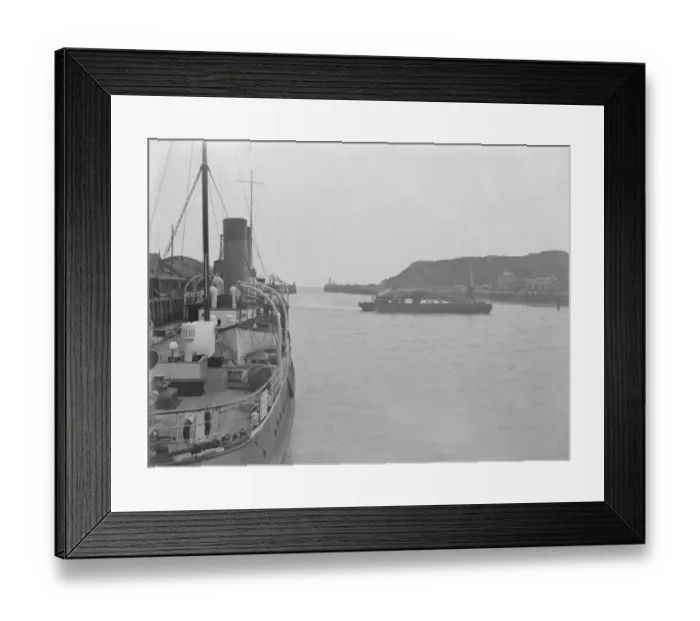 Framed Print : Newhaven. 1925