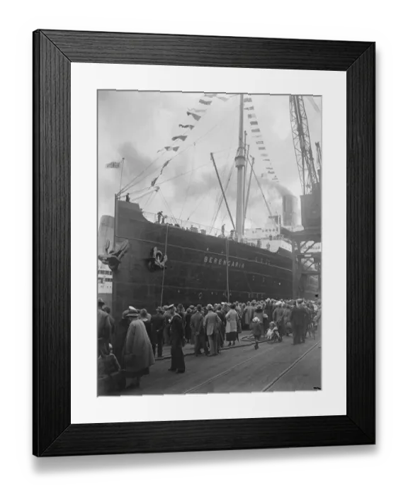 Framed Print : The RMS Berengaria sails with the Prince of Wales on board. The animated scene Framed Print : The RMS Berengaria sails with the Prince of Wales on board. The animated scene
