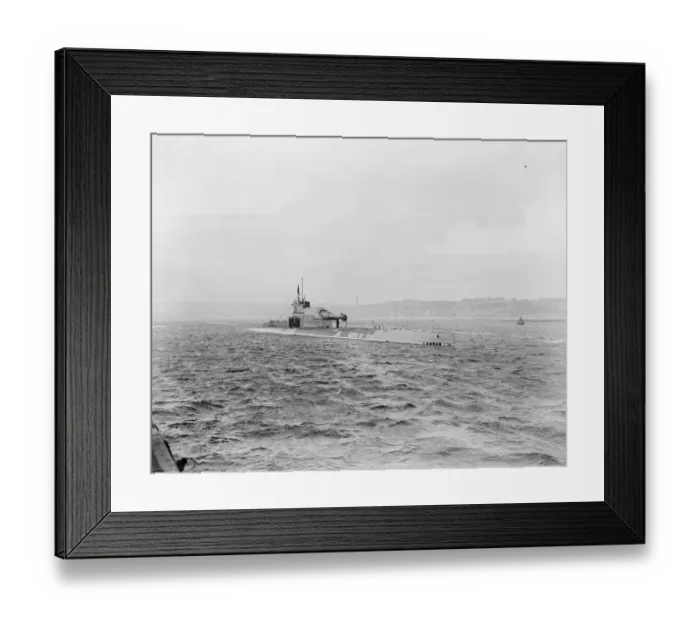 Framed Print : HMS Submarine No 3 Three quarter view 30 March 1920 Framed Print : HMS Submarine No 3 Three quarter view 30 March 1920