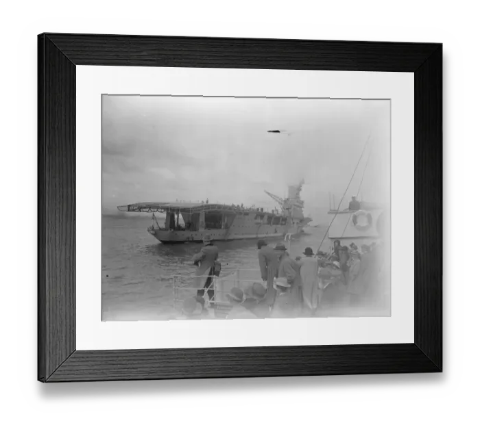 Framed Print : Naval review at Spithead. HMS Hermes, the famous seaplane carrier. 26 July 1924