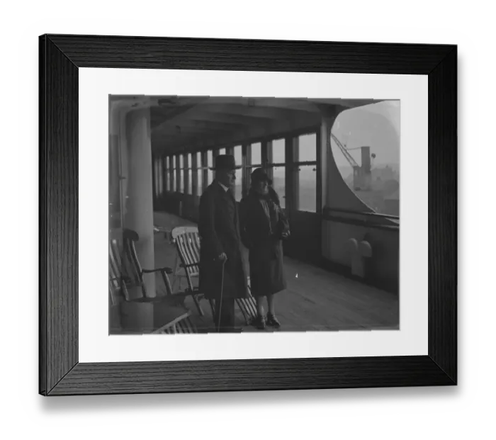 Framed Print : Aboard the SS. Andalucia Star at Tilbury. Colonel Grant Morden, and Mrs Grant