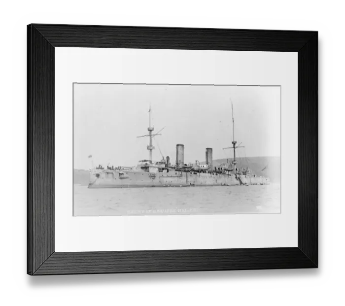 Framed Print : Pirates attempt capture of largest Chinese warships Thinking that the crew would Framed Print : Pirates attempt capture of largest Chinese warships Thinking that the crew would