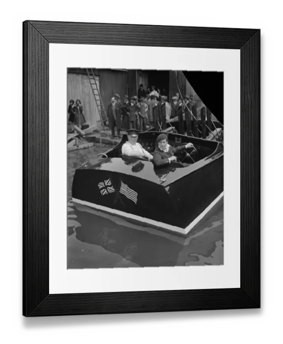 Framed Print : Great Britains effort for international motor boat trophy. Miss Carstairs