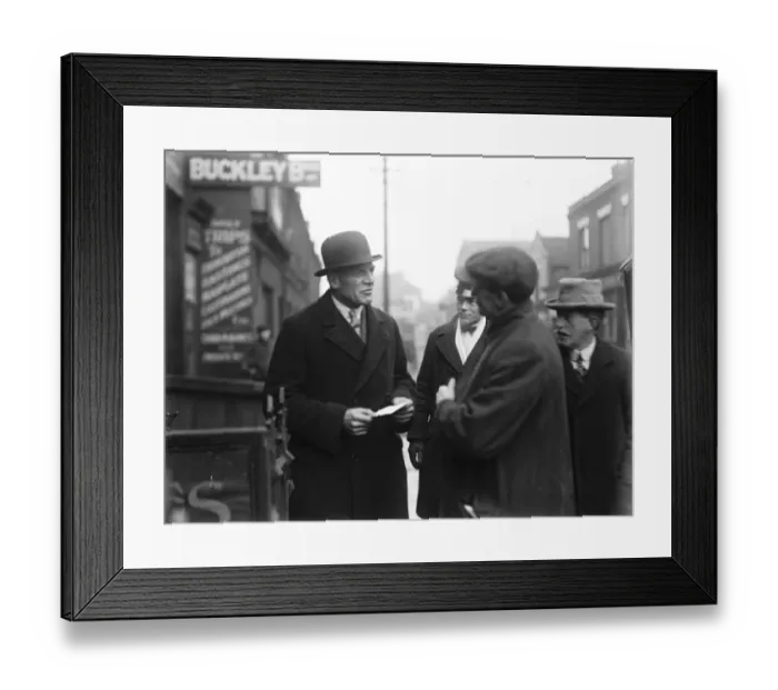 Framed Print : Shipmate of the Prince of Wales as conservative candidate. A commander of the HMS Framed Print : Shipmate of the Prince of Wales as conservative candidate. A commander of the HMS