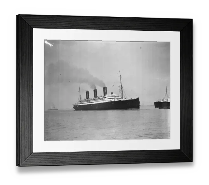 Framed Print : The Berengaria at Southampton 7 September 1929 Framed Print : The Berengaria at Southampton 7 September 1929
