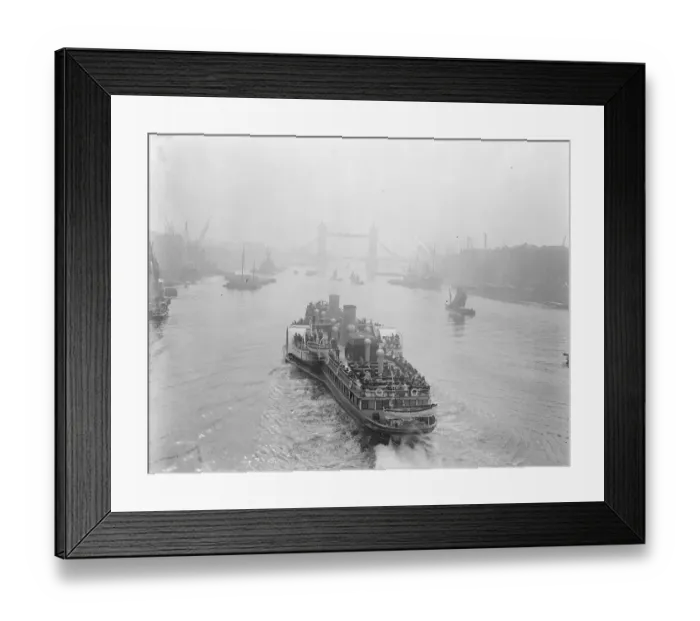 Framed Print : Royal Sovereign resumes her sailing. The Royal Sovereign resumed her daily