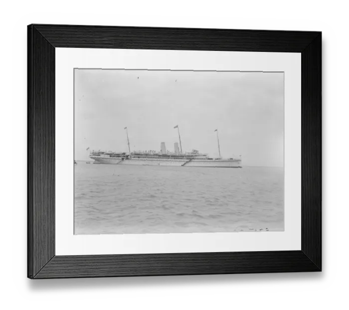 Framed Print : The Medina Taken at Aden on Royal Voyage to India 1921