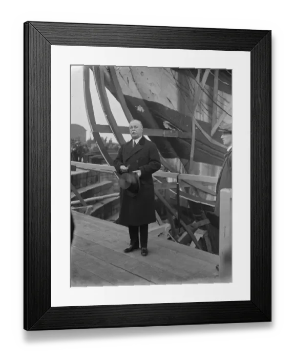 Framed Print : Earl Howe inaugurates the restoration of HMS Victory at Portsmouth. 1 June 1923 Framed Print : Earl Howe inaugurates the restoration of HMS Victory at Portsmouth. 1 June 1923
