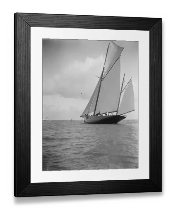 Framed Print : Cowes Regatta, Isle of Wight. Sir Thomas Dunlops Harbinger. 31 July 1922 Framed Print : Cowes Regatta, Isle of Wight. Sir Thomas Dunlops Harbinger. 31 July 1922