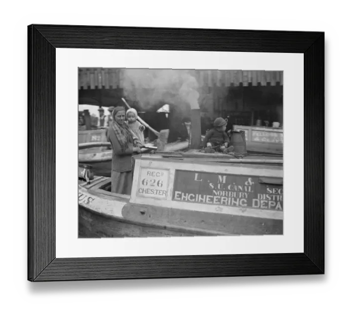 Framed Print : A typical barge family