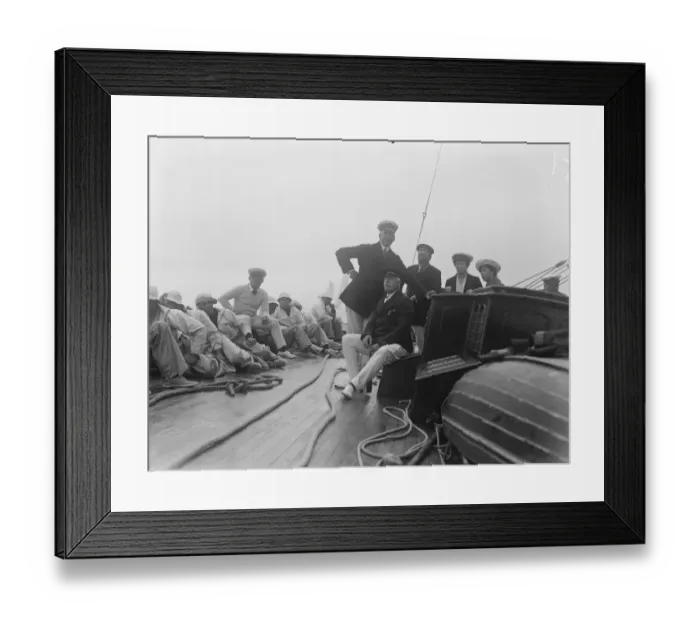 Framed Print : The King in Yacht Race at Cowes, Isle of Wight, South Coast of Great Britain The King Framed Print : The King in Yacht Race at Cowes, Isle of Wight, South Coast of Great Britain The King
