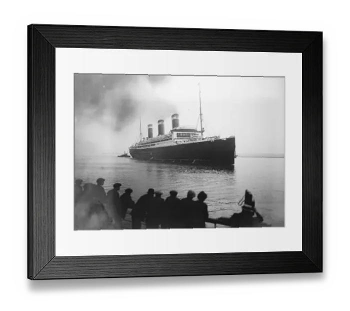 Framed Print : The United States ship Leviathan photographed on arrival at Southampton. 10 Framed Print : The United States ship Leviathan photographed on arrival at Southampton. 10