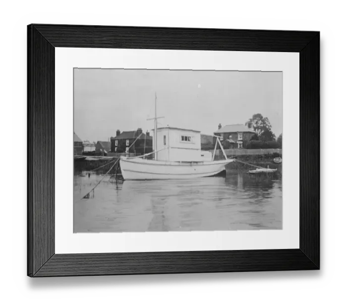 Framed Print : House Boat with a history formerly owned by Erskine Childers Dulcibella which once Framed Print : House Boat with a history formerly owned by Erskine Childers Dulcibella which once
