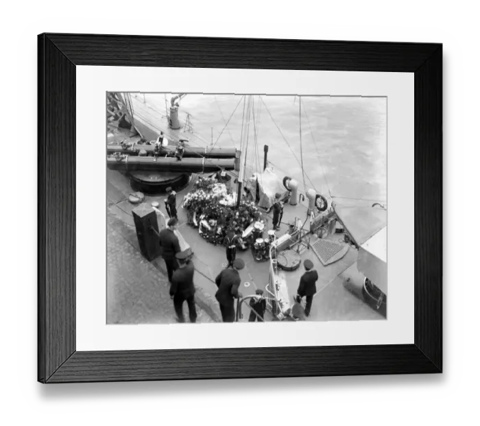 Framed Print : Home coming of Unknown Soldiers on H. M. S. Verdun on way home to England. Photo shows Framed Print : Home coming of Unknown Soldiers on H. M. S. Verdun on way home to England. Photo shows