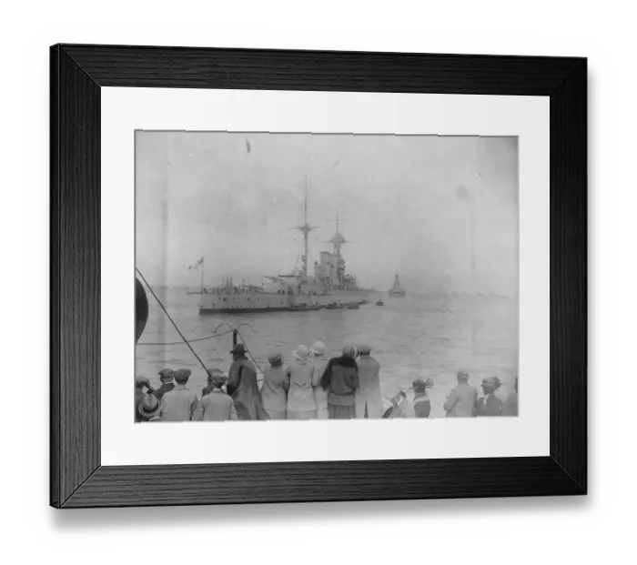 Framed Print : Naval review at Spithead. HMS Queen Elizabeth. 26 July 1924 Framed Print : Naval review at Spithead. HMS Queen Elizabeth. 26 July 1924