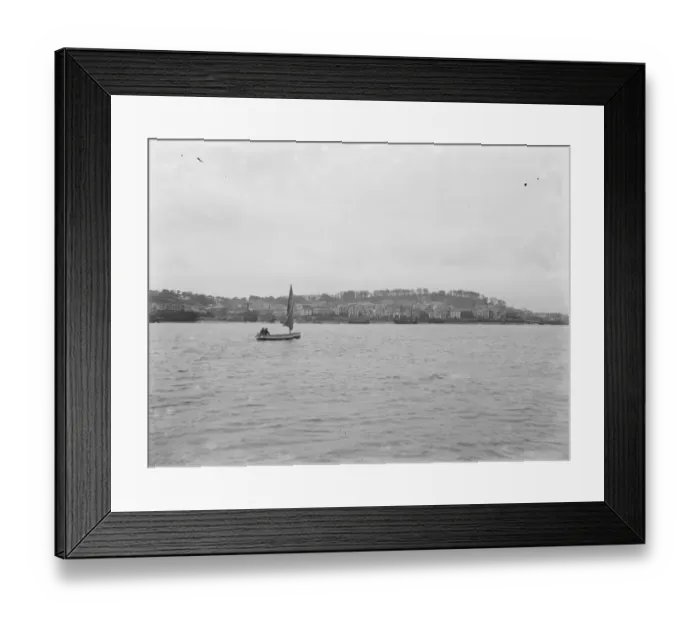 Framed Print : Appledore is a village at the mouth of the River Torridge, Devon England 1926 Framed Print : Appledore is a village at the mouth of the River Torridge, Devon England 1926