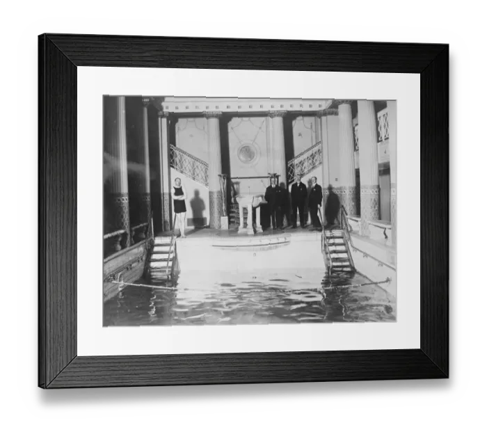 Framed Print : To take the Prince of Wales across the Atlantic. The magnificent swimming pool Framed Print : To take the Prince of Wales across the Atlantic. The magnificent swimming pool