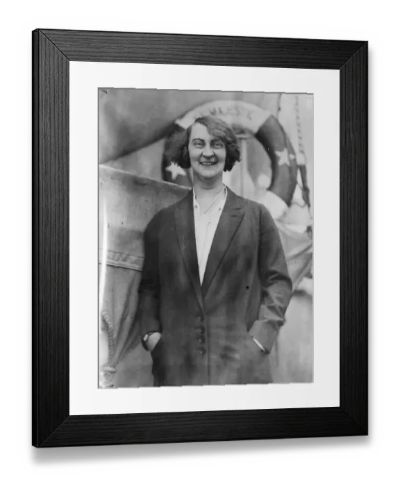 Framed Print : Lifeboat Woman. First to pass Board of Trade test, Miss Blanche Tucker, aged 34 Framed Print : Lifeboat Woman. First to pass Board of Trade test, Miss Blanche Tucker, aged 34