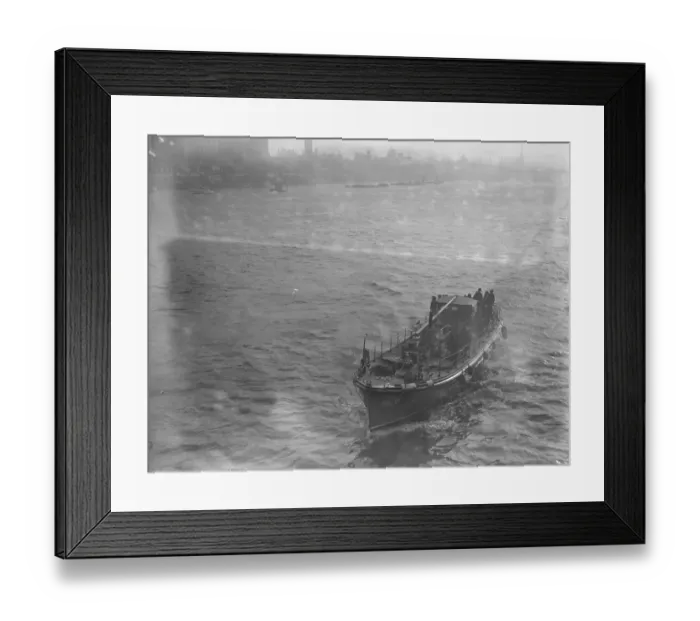 Framed Print : The new Dover motor lifeboat. The fastest in the world, photographed at Cadogan pier Framed Print : The new Dover motor lifeboat. The fastest in the world, photographed at Cadogan pier