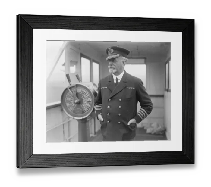 Framed Print : Survivors of the sinking liner horror. Captain Day of the SSKinfauns Castle Framed Print : Survivors of the sinking liner horror. Captain Day of the SSKinfauns Castle