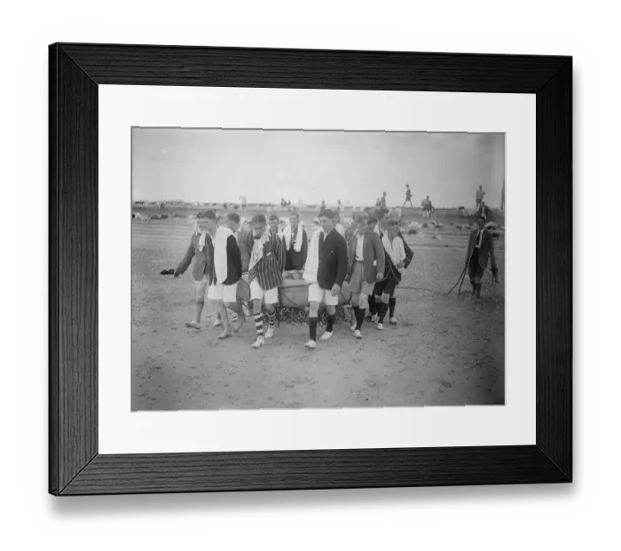 Framed Print : Boys from public schools and factories at Duke of Yorks camp, New Romney, Kent Framed Print : Boys from public schools and factories at Duke of Yorks camp, New Romney, Kent
