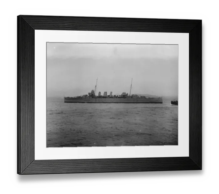 Framed Print : HMAS Australia as she arrived at the Tail of the Bank, Greenock, from her builders Framed Print : HMAS Australia as she arrived at the Tail of the Bank, Greenock, from her builders