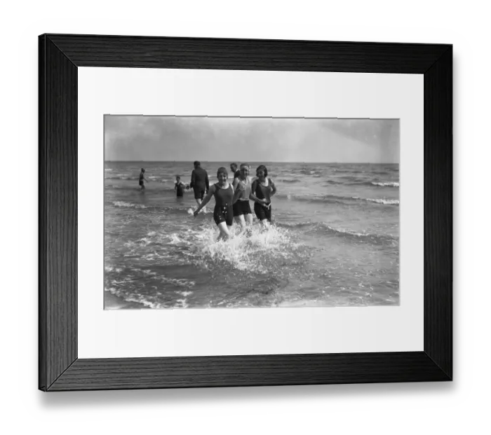 Framed Print : Seaside scenes at Bognor Regis. Bathing belles 1925 Framed Print : Seaside scenes at Bognor Regis. Bathing belles 1925