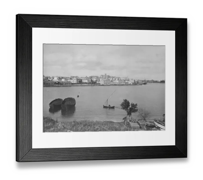Framed Print : The Princes journey home. A new picture of the Port of Brindisi. 8 December 1928 Framed Print : The Princes journey home. A new picture of the Port of Brindisi. 8 December 1928