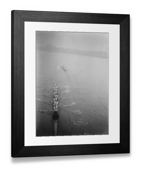 Framed Print : Cambridge Defeat Oxford In The Boat Race Cambridge well ahead of Oxford at the Hammersmith
