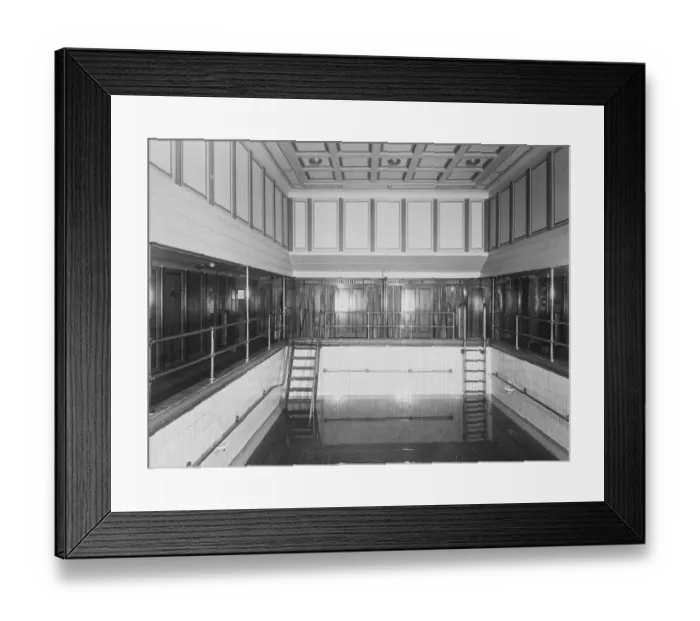 Framed Print : Prince of Wales and Prince George travelling to Canada as ordinary first class passengers