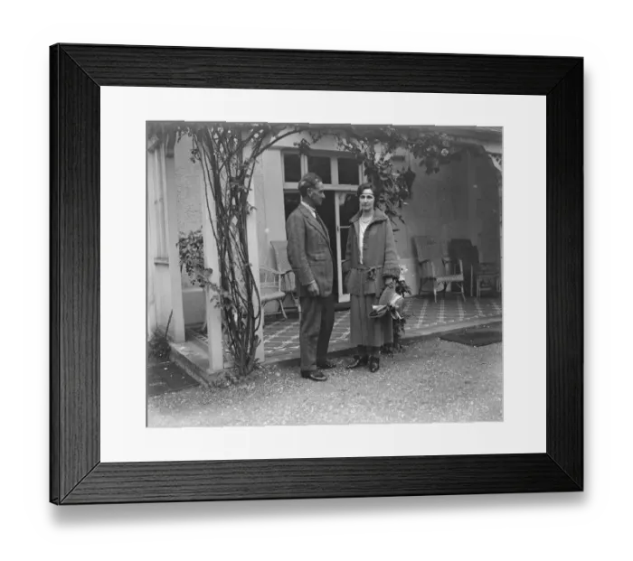 Framed Print : Sir Herbert Barker ( The Famous Manipulative Surgeon ) with Lady Barker ( His wife