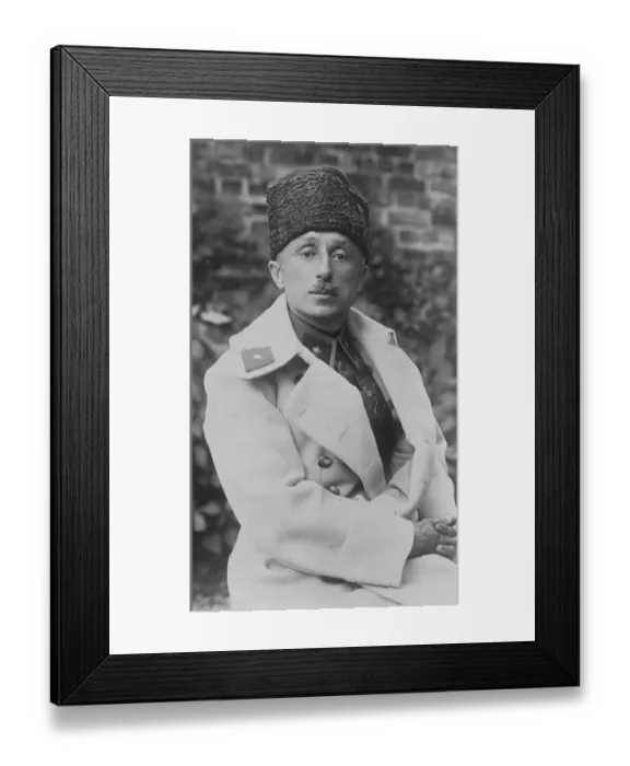 Framed Print : Near East crisis and the Lausanne Conference. Important new portrait just received in London Framed Print : Near East crisis and the Lausanne Conference. Important new portrait just received in London
