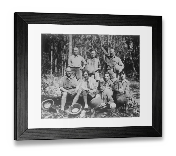 Framed Print : General Bruce on record tiger shooting expedition. left to right, Lieutenant Framed Print : General Bruce on record tiger shooting expedition. left to right, Lieutenant