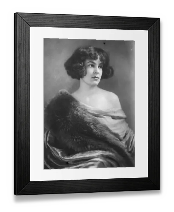 Framed Print : Emine Hanoum, who, at the request of the Constantinople Hairdressers Union