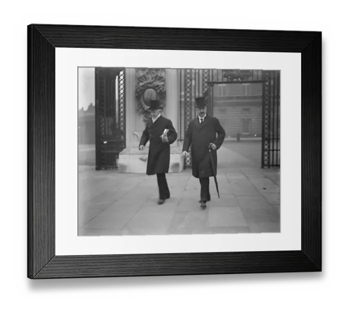 Framed Print : Secretary for Scotland at the Palace The Duke of Devonshire, Coloniial Secretary Framed Print : Secretary for Scotland at the Palace The Duke of Devonshire, Coloniial Secretary