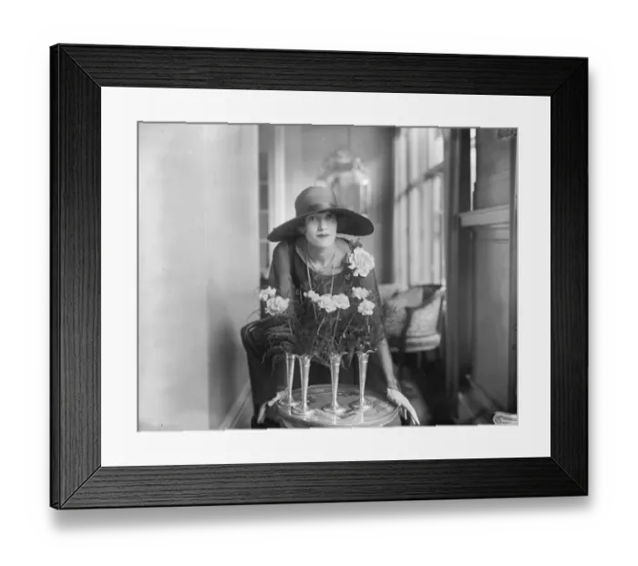 Framed Print : Miss Helen Menken, the well known American actress, photographed at the Savoy Hotel Framed Print : Miss Helen Menken, the well known American actress, photographed at the Savoy Hotel